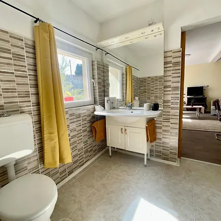 Balatonbozsoki Kucko * Enying