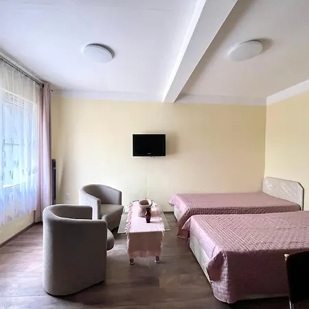 Case de vacanță Balatonbozsoki Kucko Enying